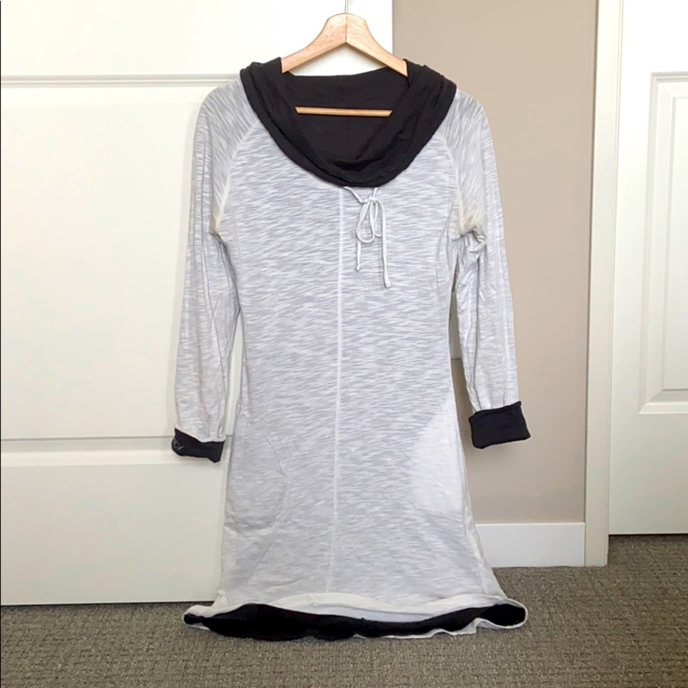 Kuhl Reversible Dress - Picture 2 of 3